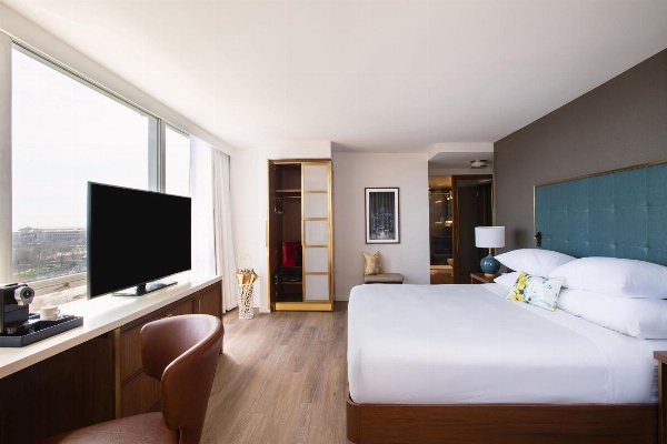 Le Méridien Essex Chicago image 6